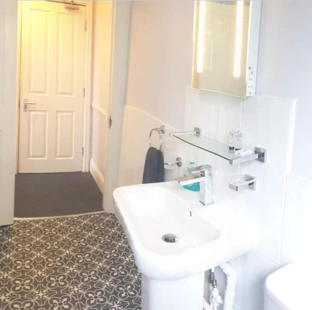 Ty Castell Guest House Caerphilly Room photo