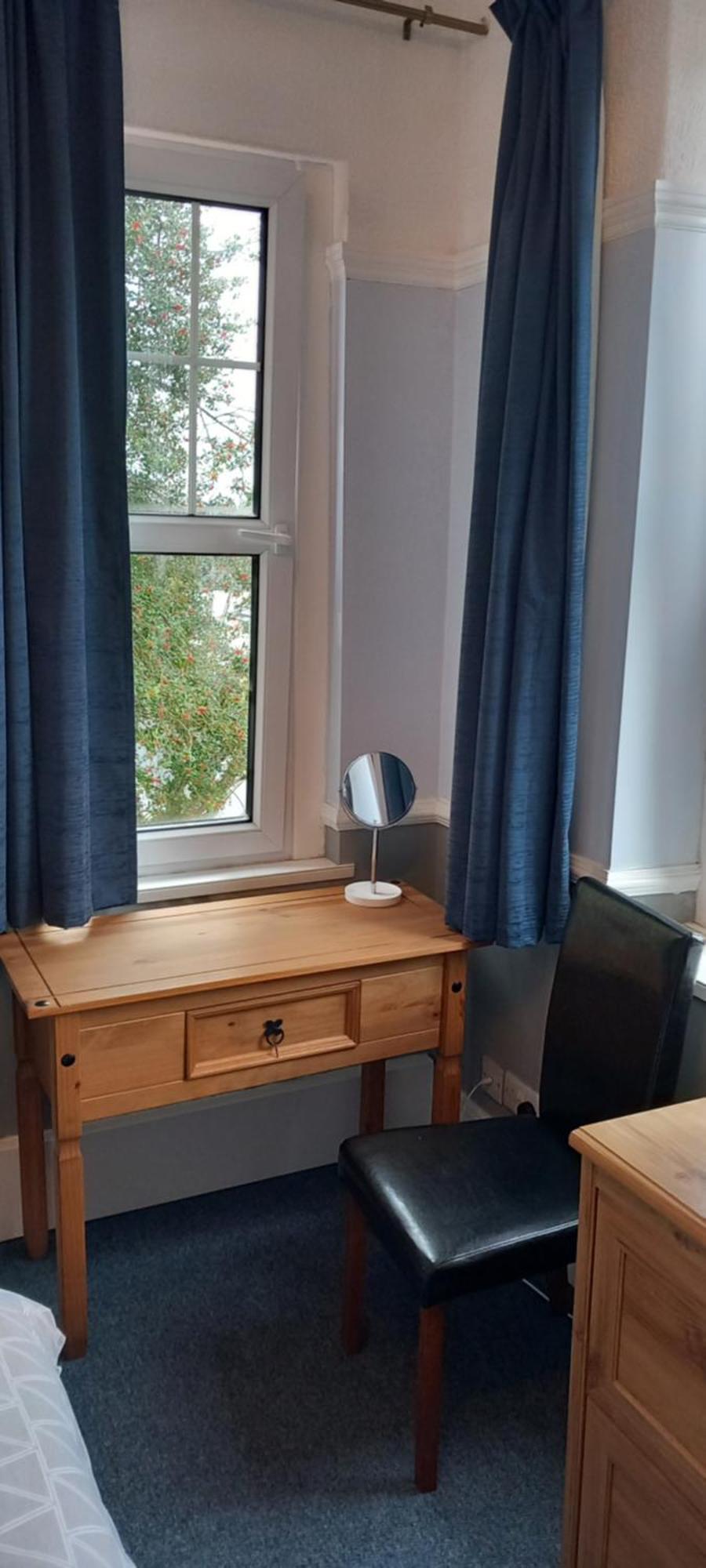 Ty Castell Guest House Caerphilly Room photo